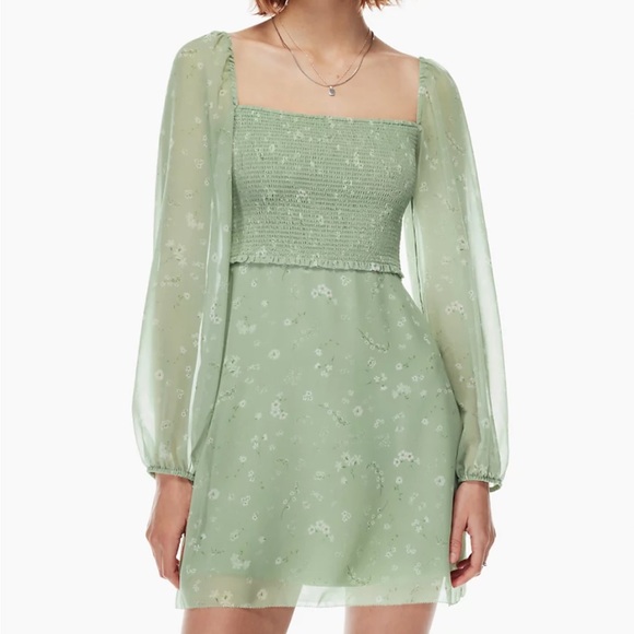 Aritzia Dresses & Skirts - aritzia wilfred sage green villa tempest dress with white flowers